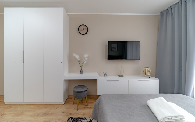 U Metro Parnas 3093 Apartment