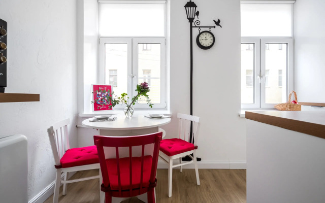 Welcome Home Pushkinskaya 2/79 Apartments