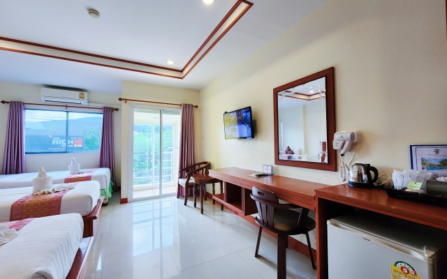 Phaithong Sotel Resort Hotel