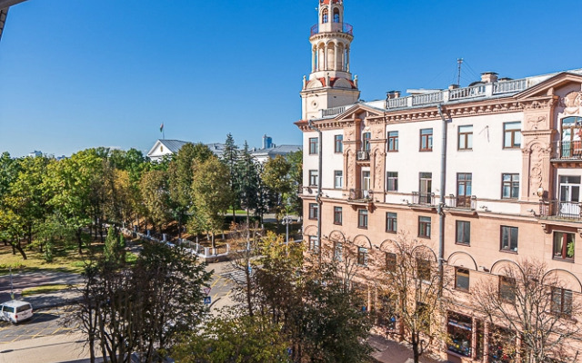 Flat Sovremennaya Kvartira V Tsentre Goroda