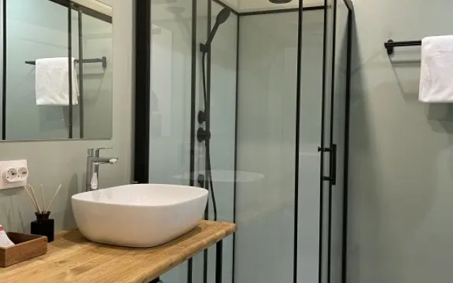 Ostrovskogo2284 Apartments