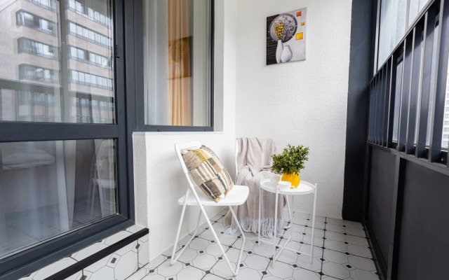 V 5 Minutakh Ot Metro Apartments