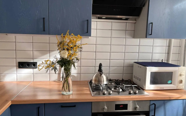 Квартира Уютная Двухкомнатная в Центре Города