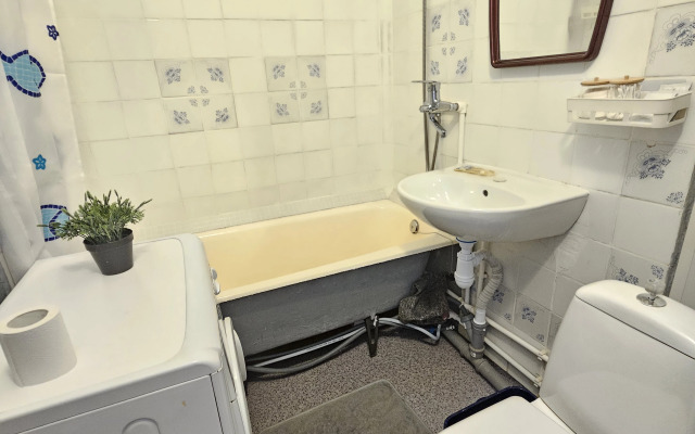 Dvukhkomnatnaya  U Razliva V Sestroretske Flat