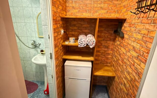 Na Bestuzheva Marlinskogo Guest House
