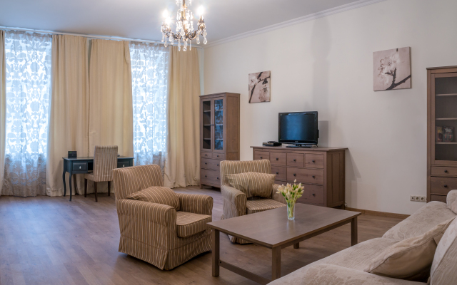 Апартаменты на Малой Садовой