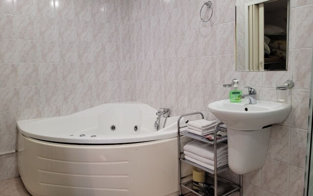 Апартаменты Oksana's