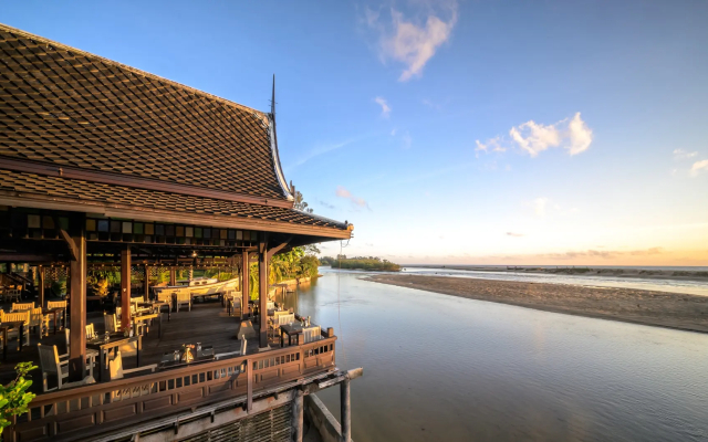 The Hotspring Beach Resort & Spa