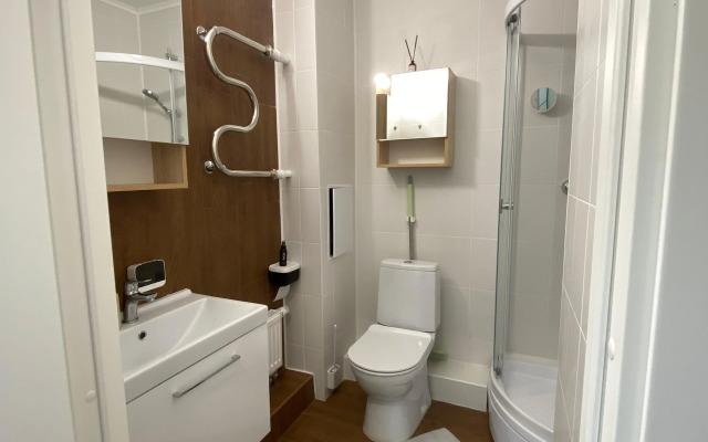 Uyutnaya Malyshka Na Dvoikh Flat