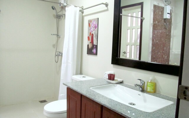 Venezia Suites Hotel