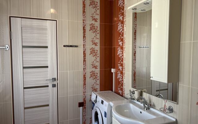 Частный дом 427 на Красногвардейской 27