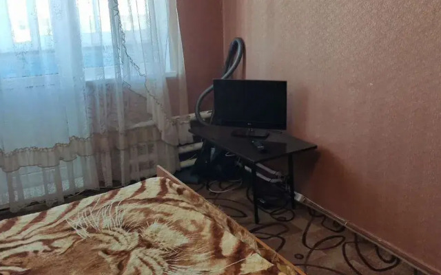 Na Pr-Kt Gagarina, 2-Ya Liniya, 7 Flat