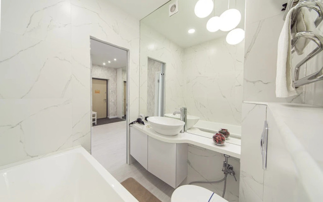 Квартира от компании Хоум Отель на проспекте Карла Маркса 4Б