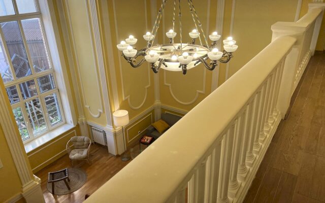 Частный Дом 327 с Бассейном и Видом на Горы