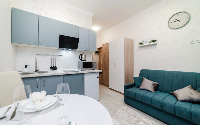 Ulitsa Stroiteley 6/5 Apartments