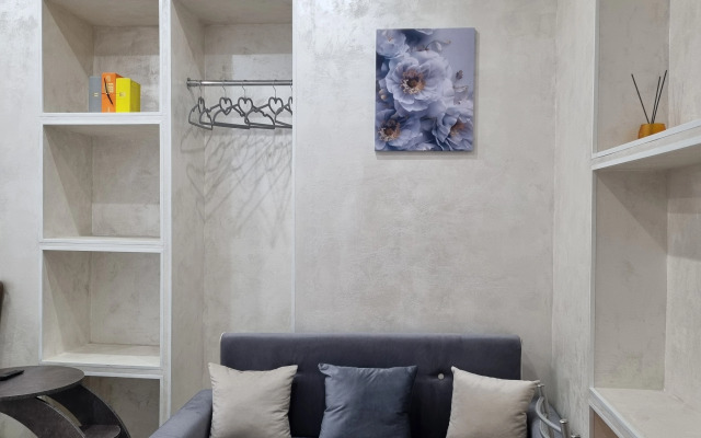 Na Sobornoy м Tsvetnike Flat