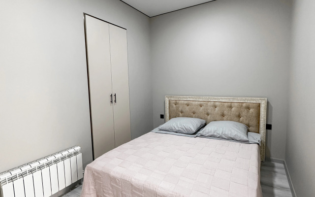 Апартаменты Вековые стены