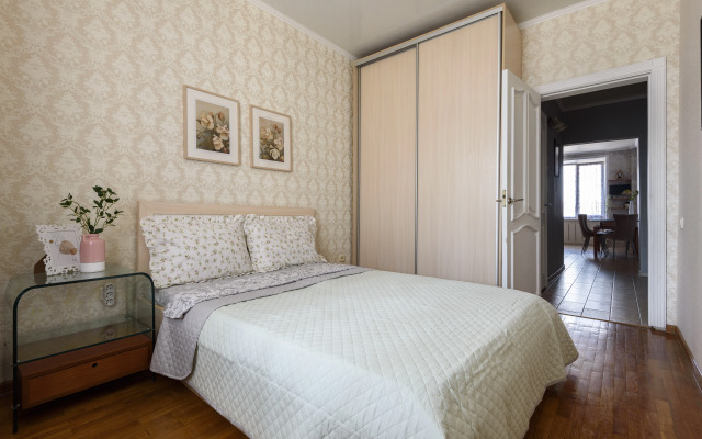 Квартира Лево-Булачная 50