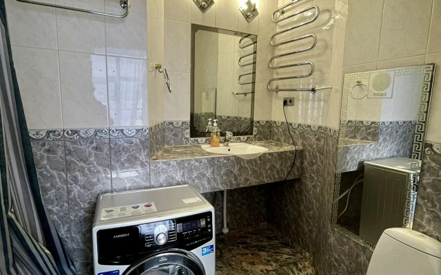V Tsentre Goroda Flat