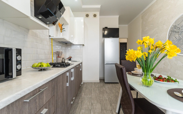 Prostornye Ot LetoApart Apartments