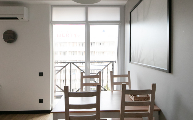 Apartment on the Heights 3