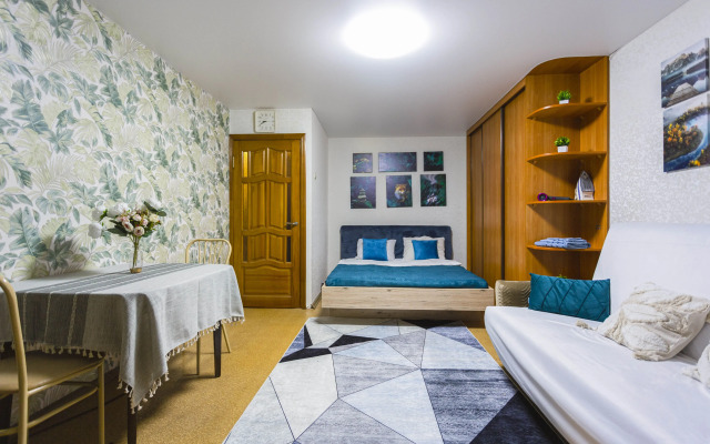 Na Ulitse Belovezhskaya 47 Flat