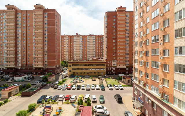 Апартаменты ТутЖивут Парк и Стадион