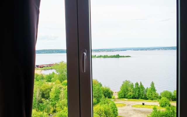 Апартаменты на Набережной Онежского озера