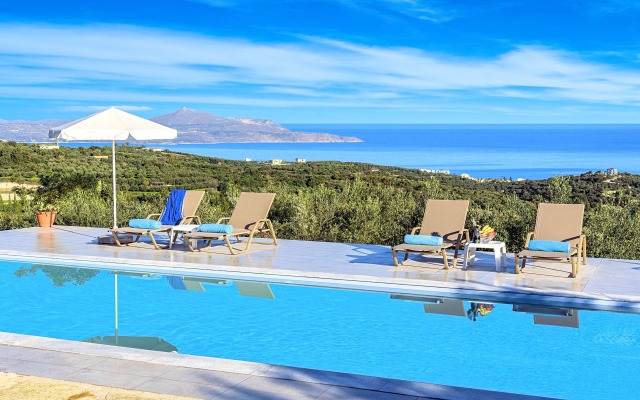 Вилла Cretan Family Villa Heated Pool