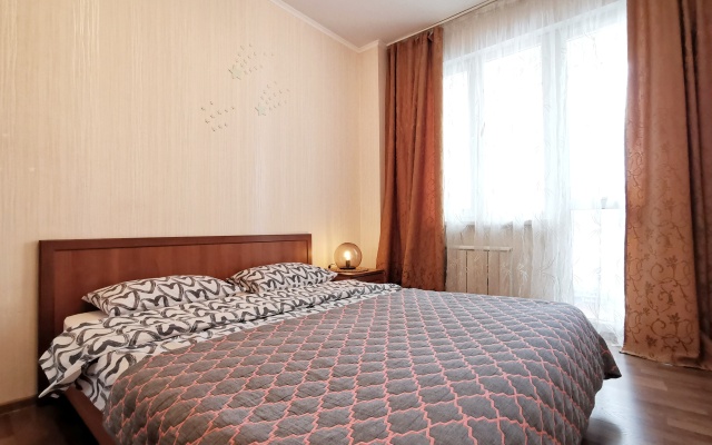 Uyutnye i Prostornye v Sovremennom Raione Apartaments