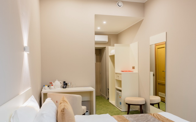 Nevsky Bereg 122 Hotel