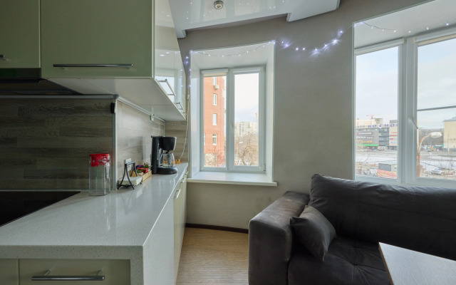 Квартира на Уральских Рабочих 2