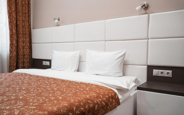 Taym Hotel