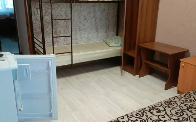 Uyut Guest House