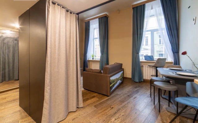 U Ermitazha Apartments