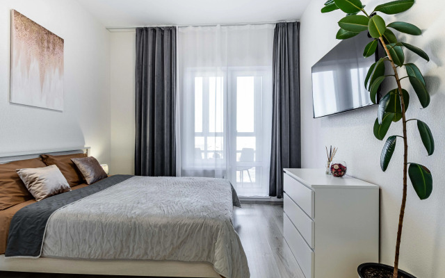 Апартаменты комфортные с панорамным видом на центр города с 33 этажа