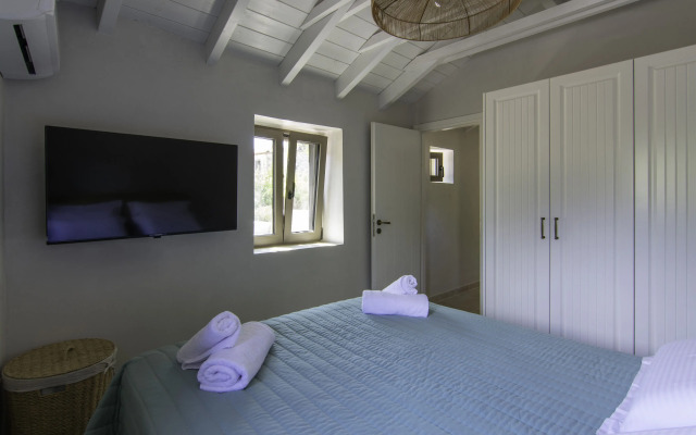 Olive Grove by the Sea Kardamyli Private house