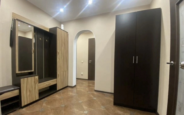 Semya ryadom s Sheremetyevo Flat