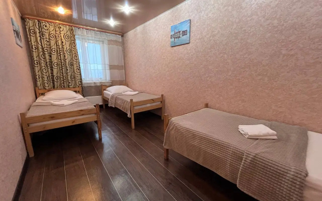 Квартира на Зварыгина 20