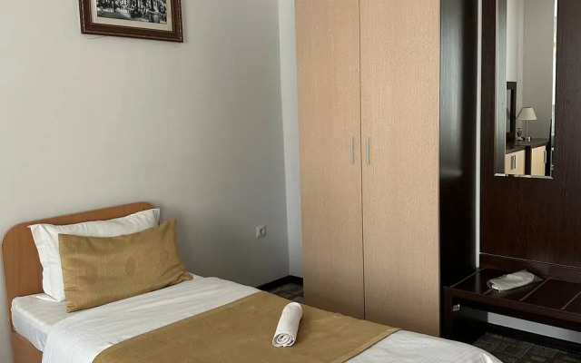 Hotel Tanzharyk