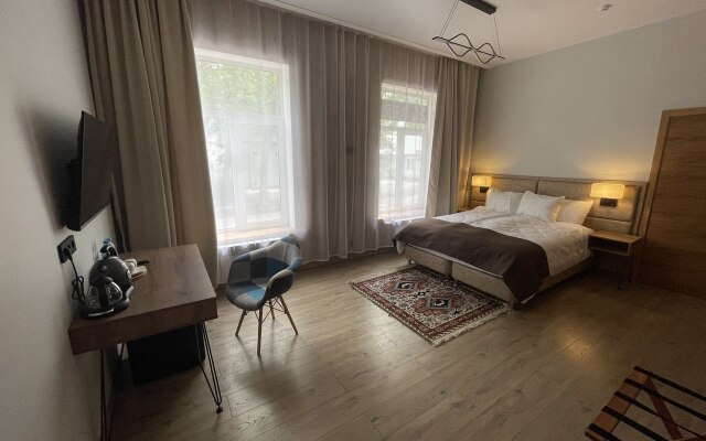 Zarya Guest House