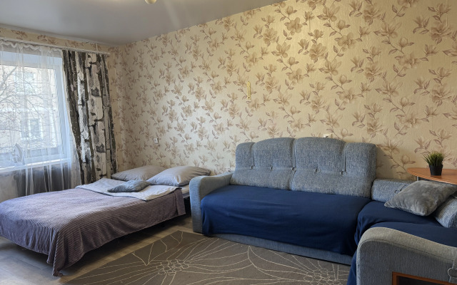 Квартира Удобный 2 Этаж на Горького 21