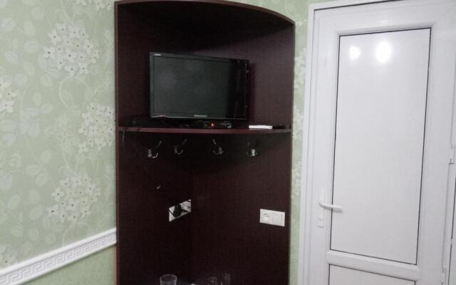 Come In Hotel