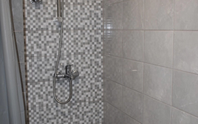 U Aeroporta Tolmachevo 1 Apartments