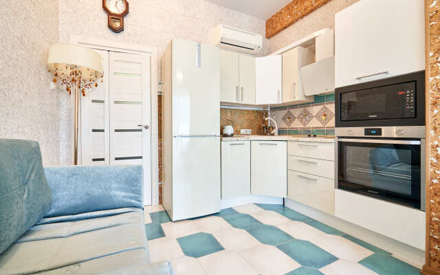 Апартаменты с бассейном Актёр Гелакси