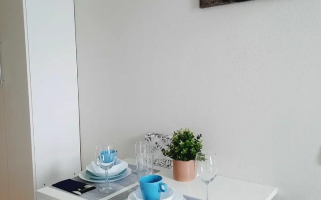 Studiya u Metro Filatov Lug FL3 Apartments