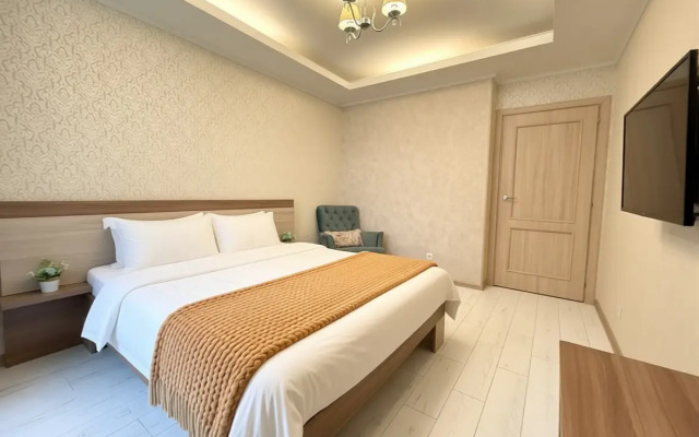 Апартаменты на Баумана 5