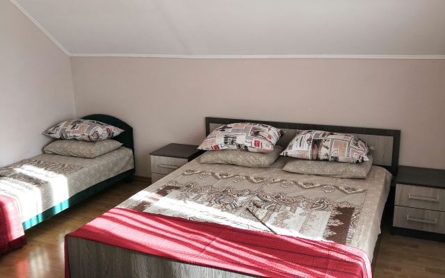 Dom Na Sadovoj 30-A Guest House