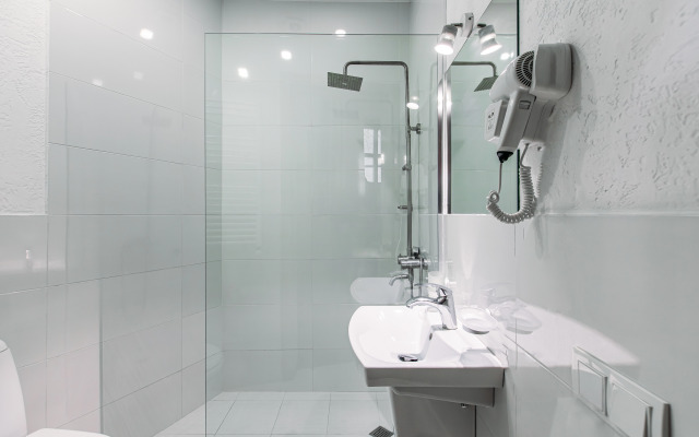 Отель Tekla Palace Block B by UrbanHotels