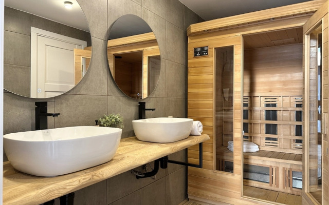 Частный Дом Барнхаус №4 с инфракрасной сауной и горячим Чаном на 6 человек
